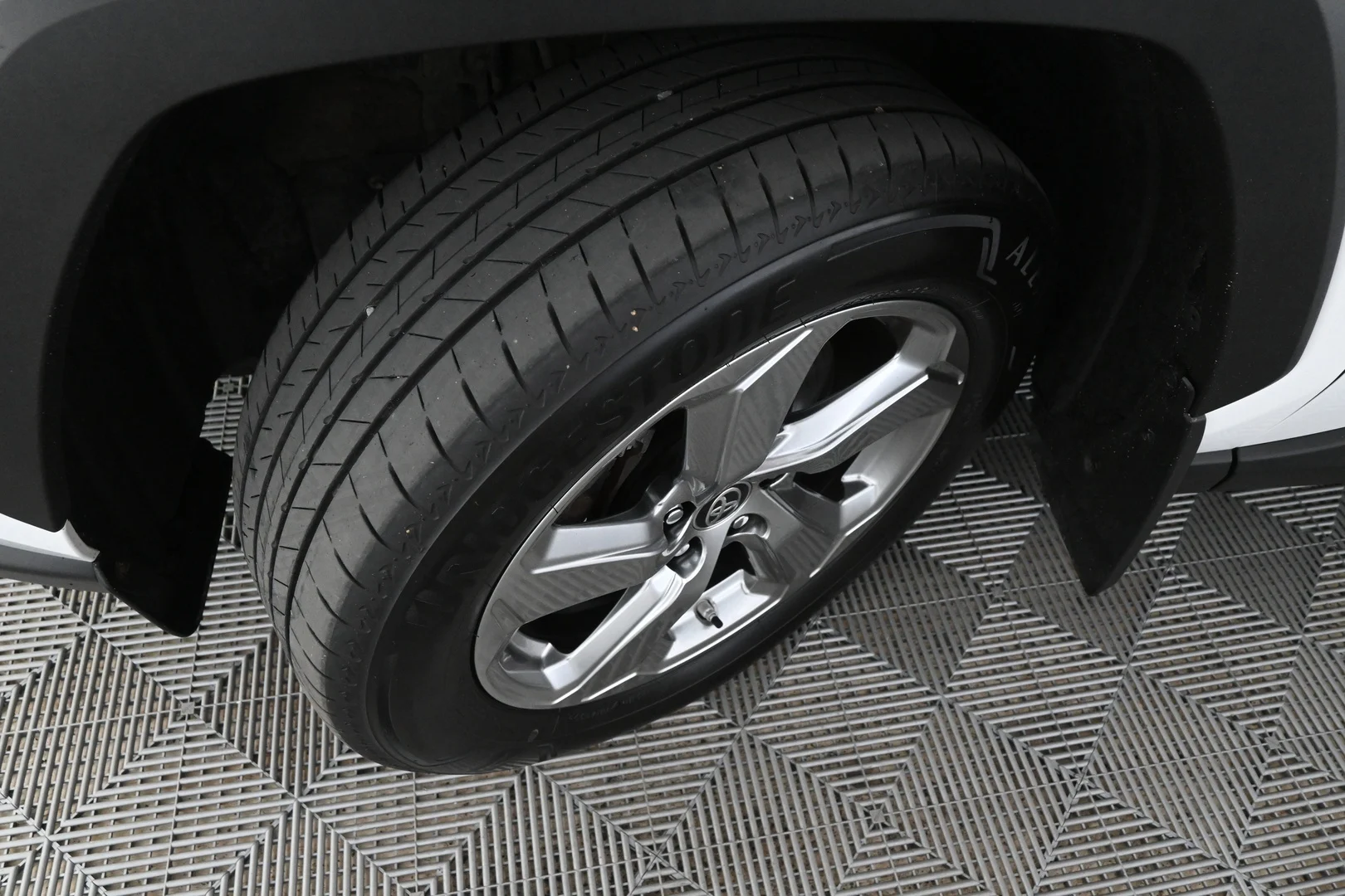 Car Image - 1EgewqCFvI5tXOez7NtppR
