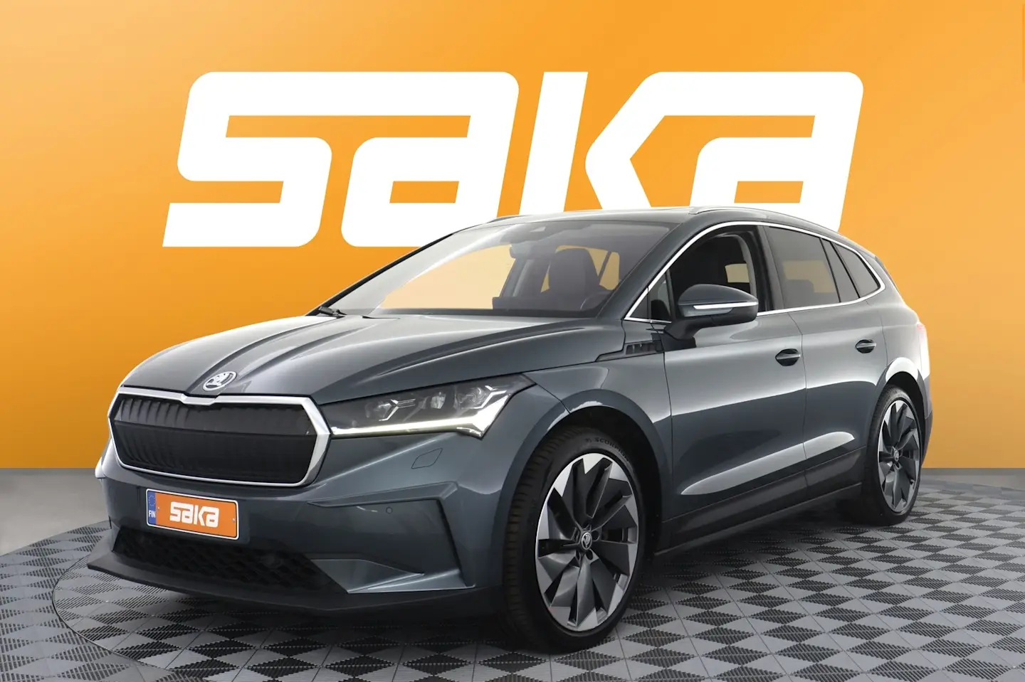 Car Image - WlxHXHQko6brDBpVBI7vg