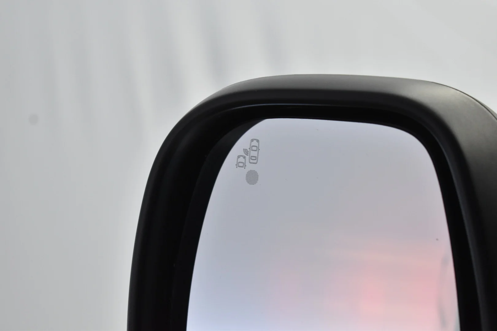 Car Image - 6jL4xAl0D0VtAY848oSD8X