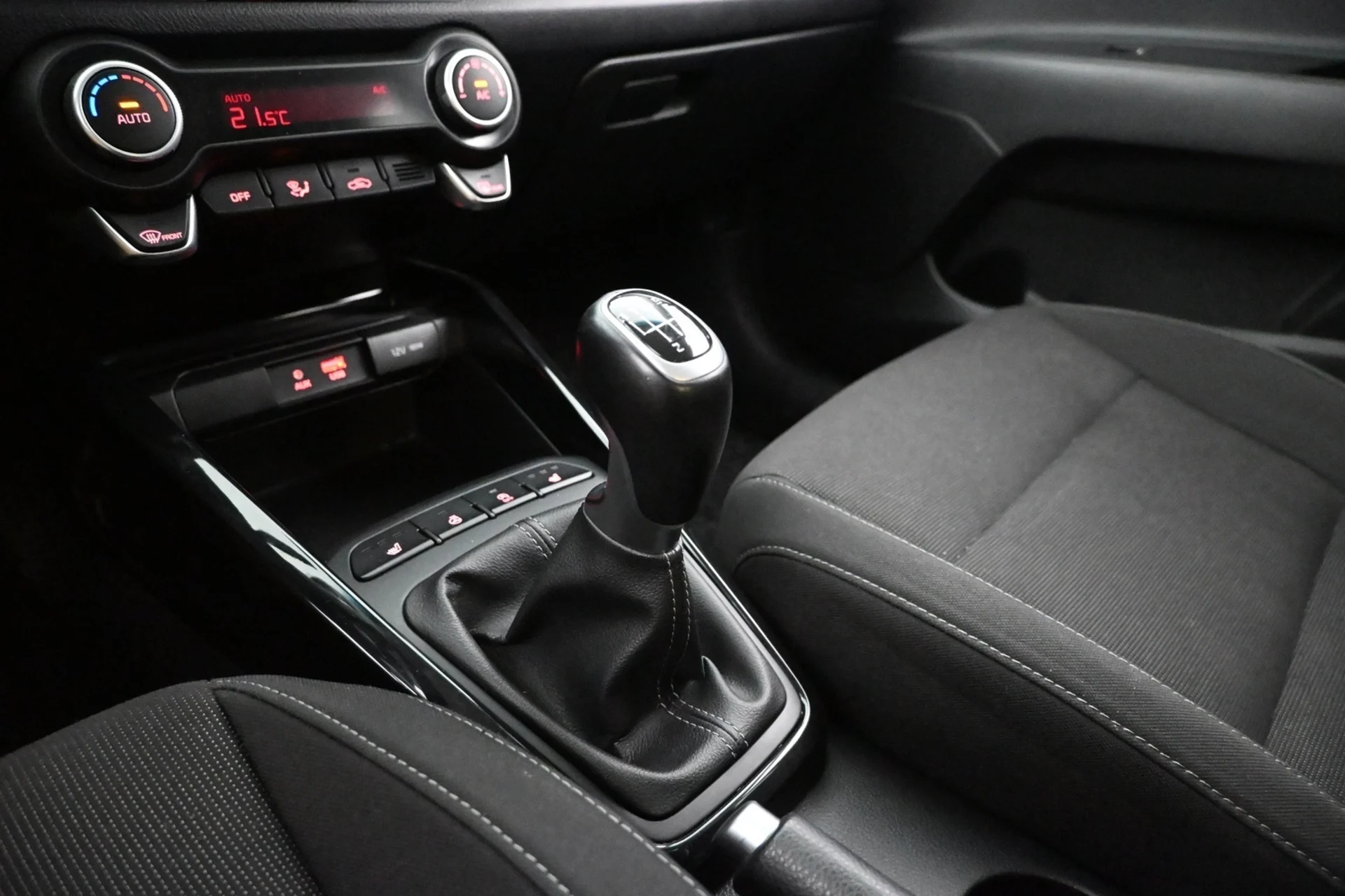 Car Image - 1bu1AvvQYn1nCqyM9FqKtN