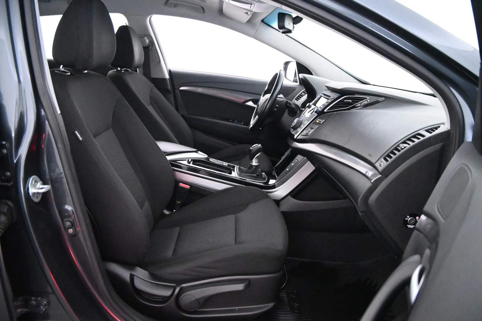 Car Image - 1BUHpLlNqVI8daQgQnX4av