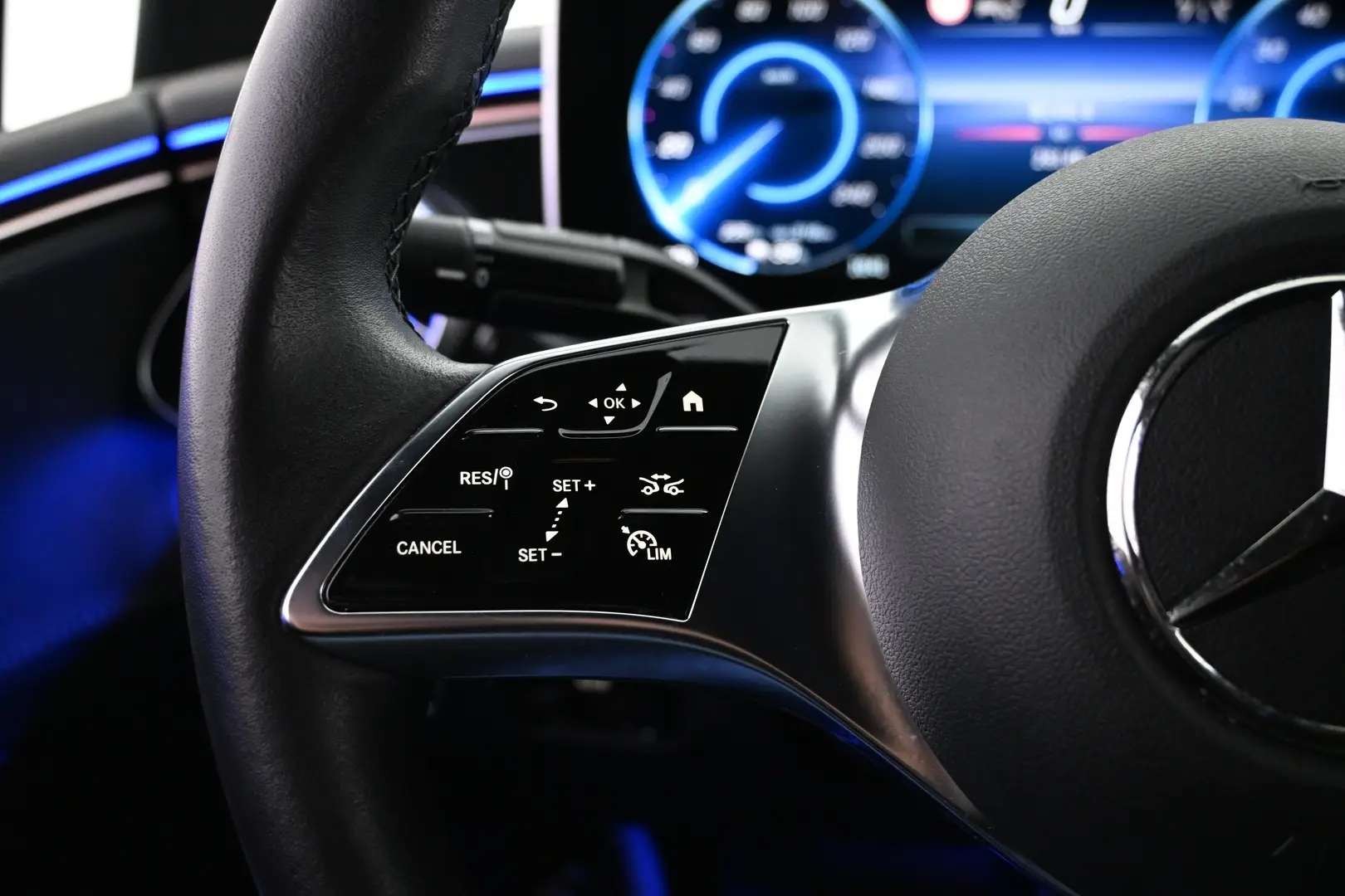 Car Image - 6jqfMLxDcbbouOjdsu5qC