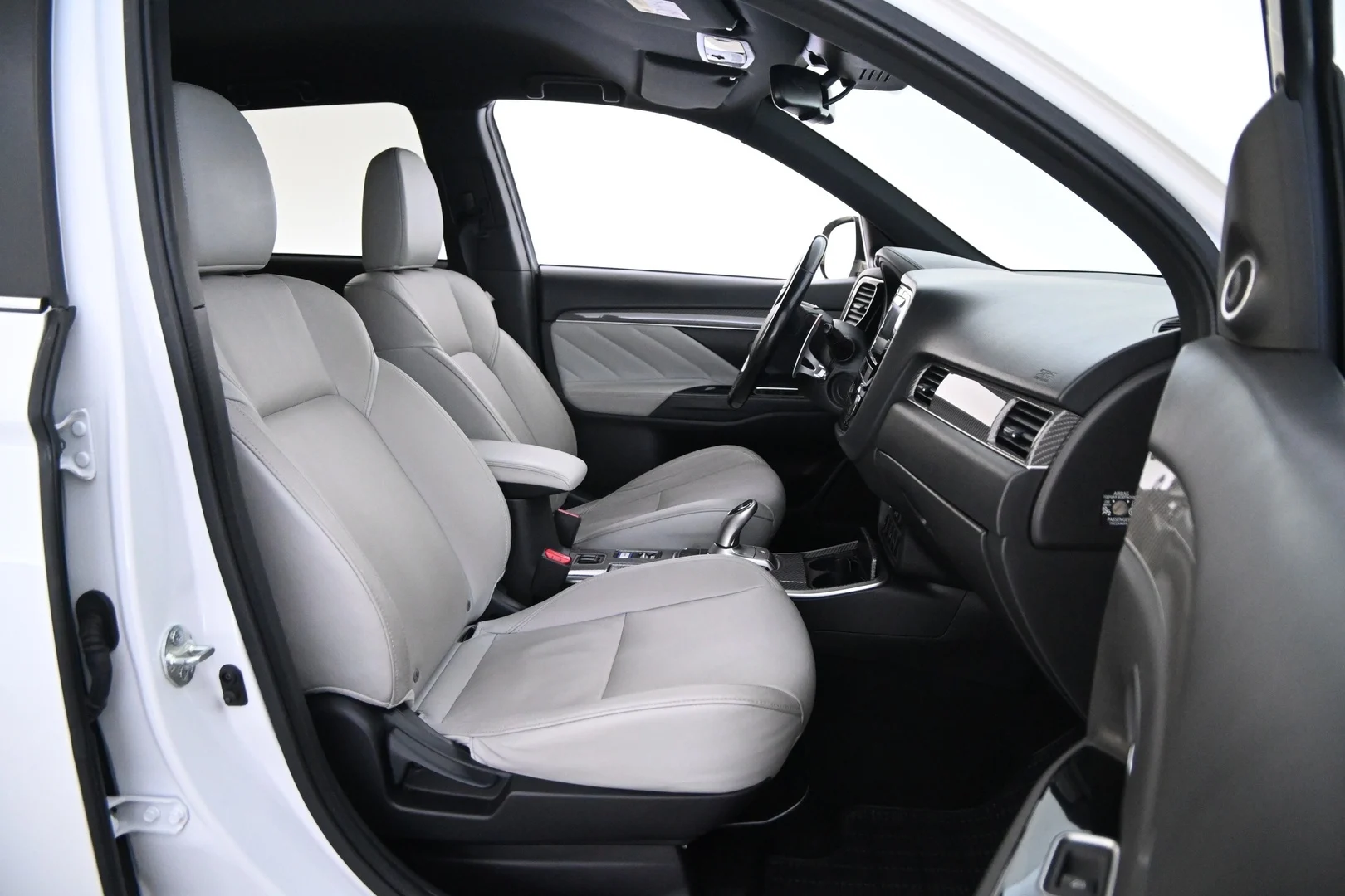 Car Image - 75xMOucg4u4s1JTky1ARlb