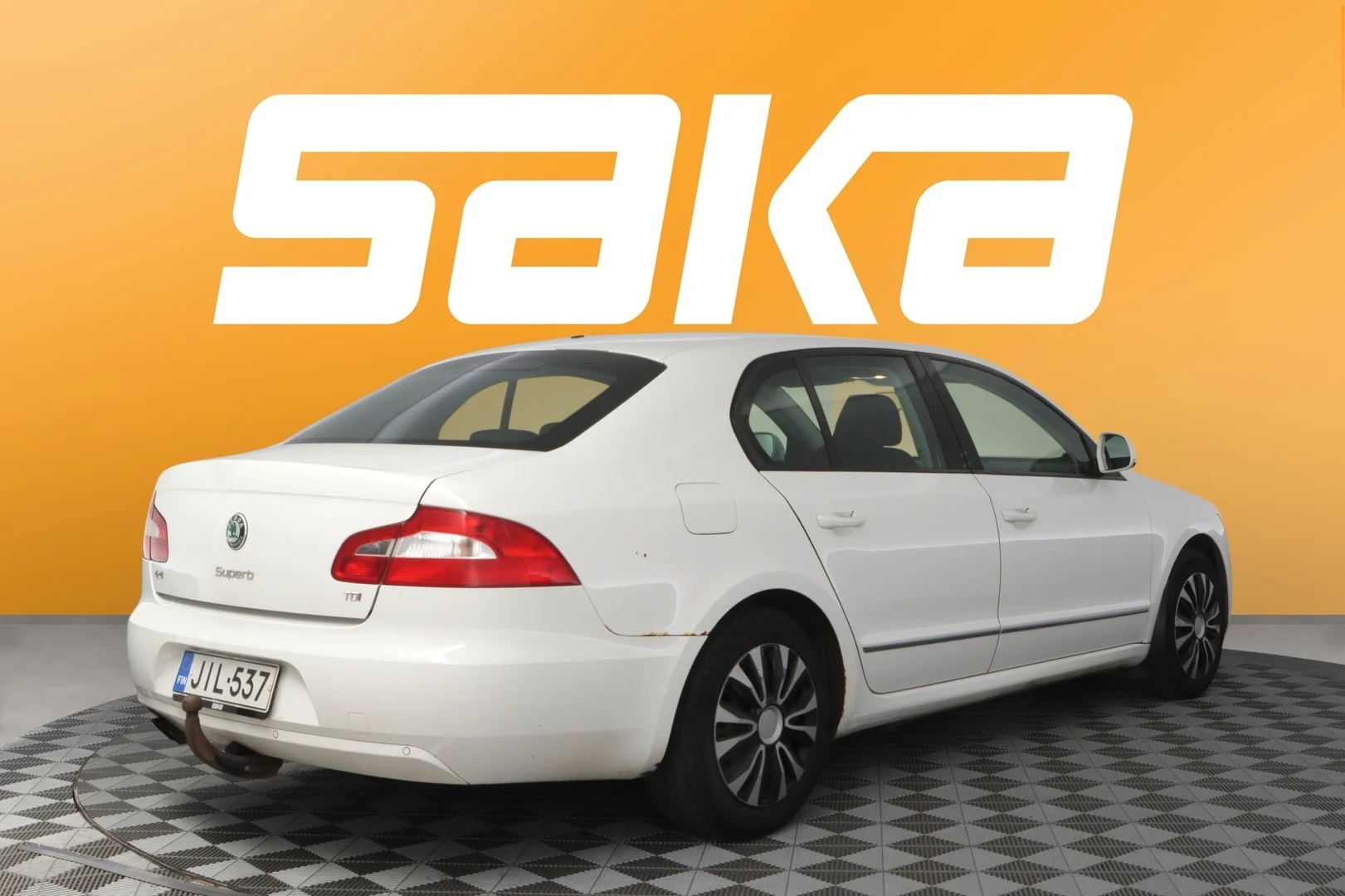 Car Image - 3I5gdL4Eq1CRyXhj6snyIv