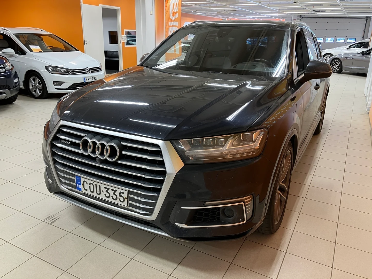 Car Image - XRGbK7hWNWr82tRfNf73Z