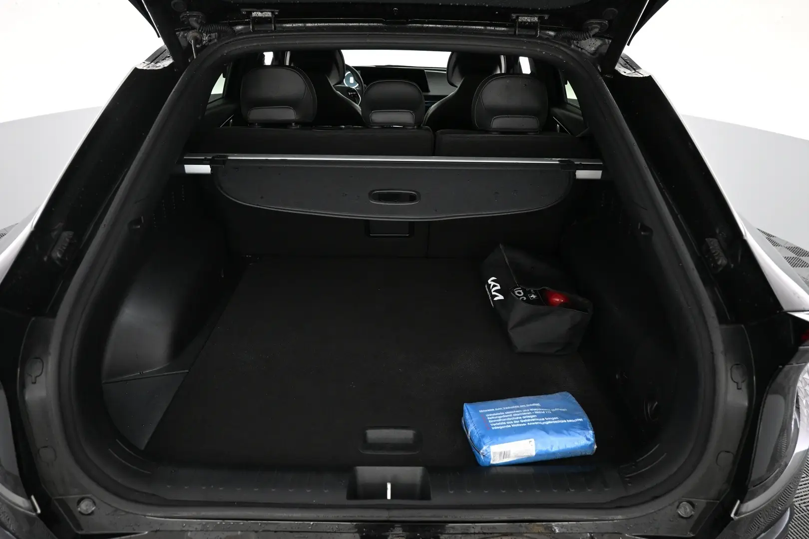 Car Image - 3TyiBY2lCol9xh9y7TNQeK