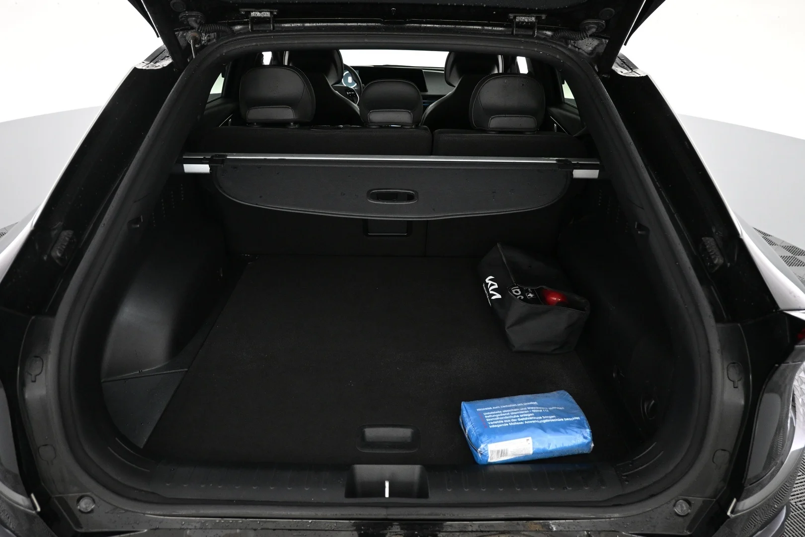 Car Image - 3TyiBY2lCol9xh9y7TNQeK