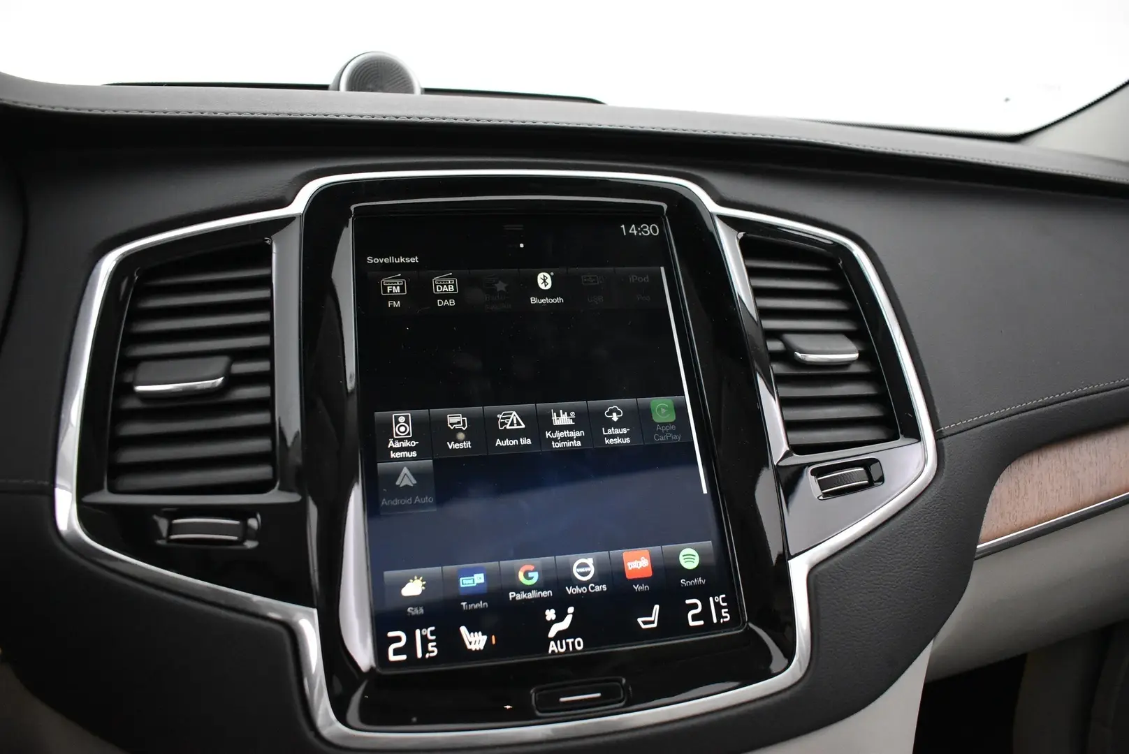 Car Image - gCN4XkbBXqFO25tAgJLjb