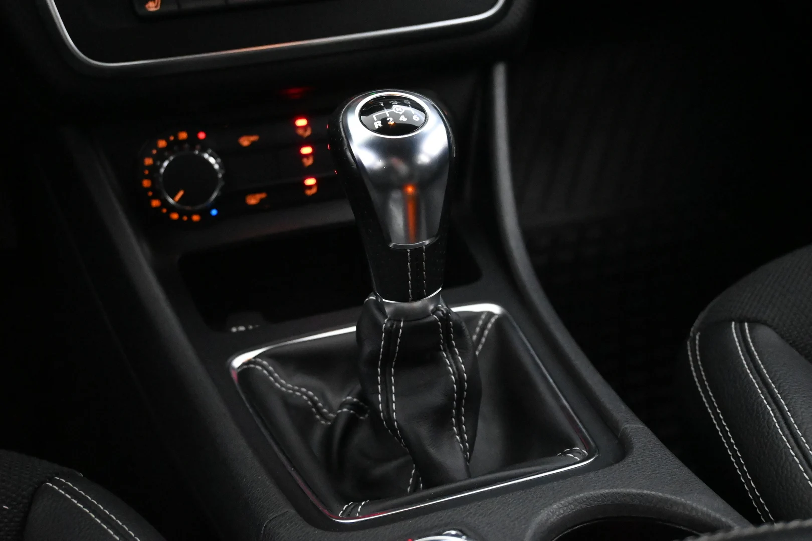 Car Image - 3ZgenxJjMMCN7BlxLFqbA6