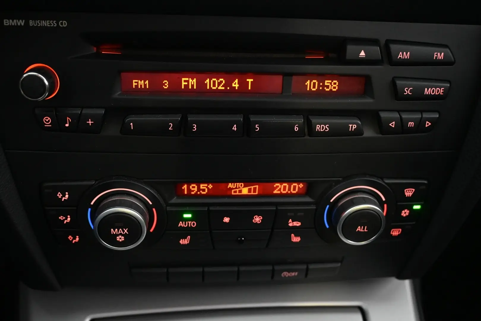 Car Image - 14RqUd3JJGyKiU7n9ujXxF
