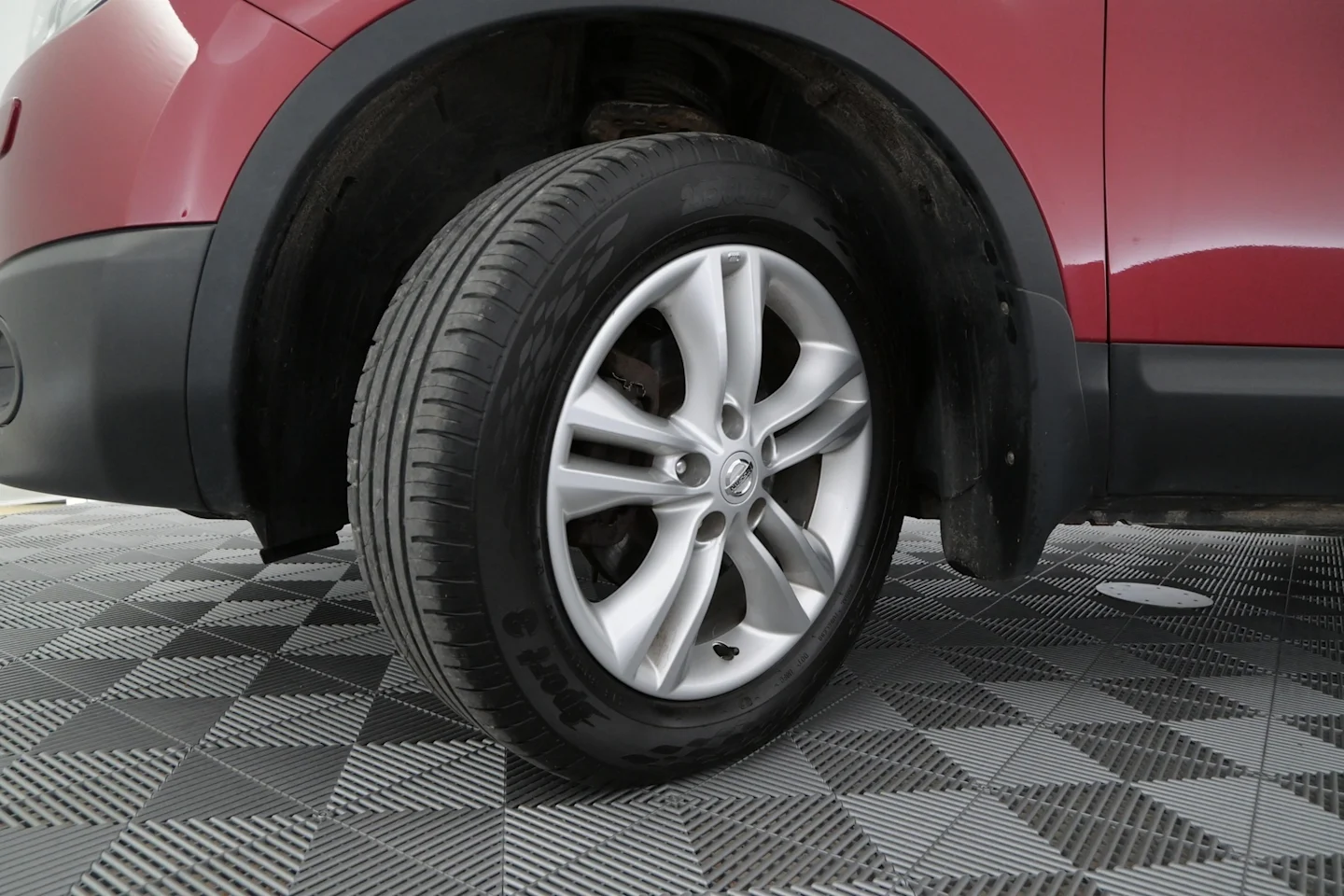 Car Image - 63SjYsyzon0sadtCWDQDKJ