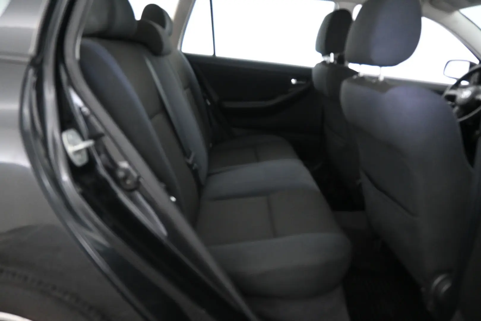 Car Image - 3NEEsG9HoXrzNXrJG4svRc