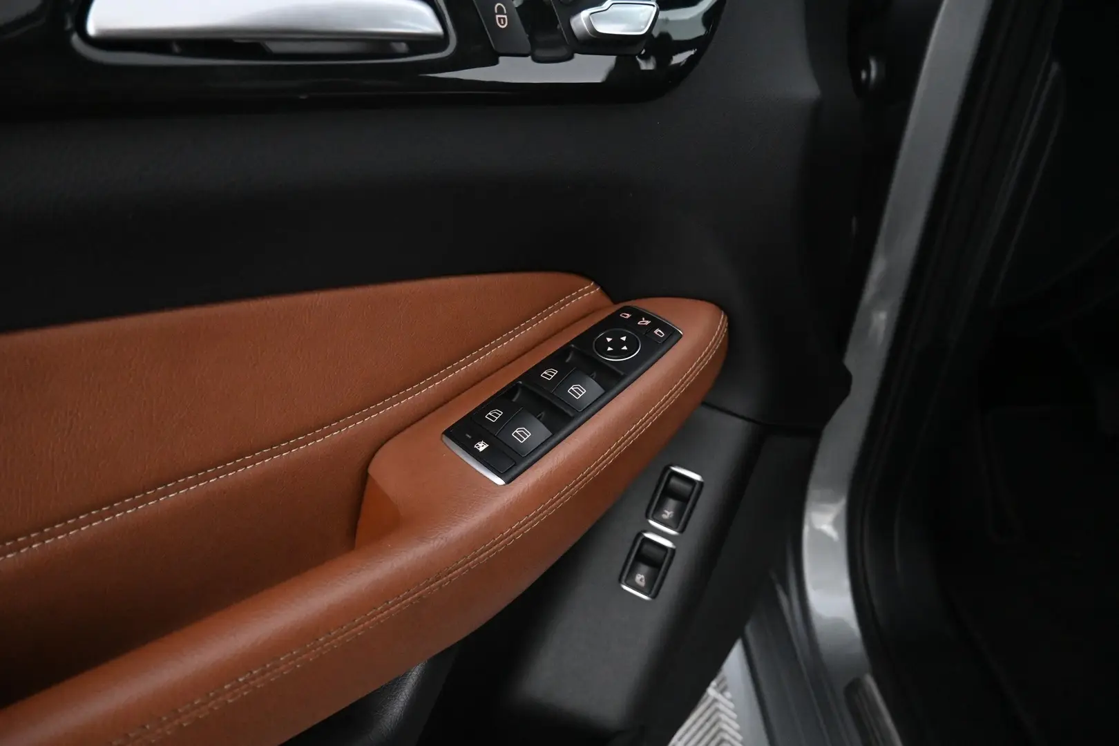 Car Image - 48q6xSqn4uulk5SGxpsdjL