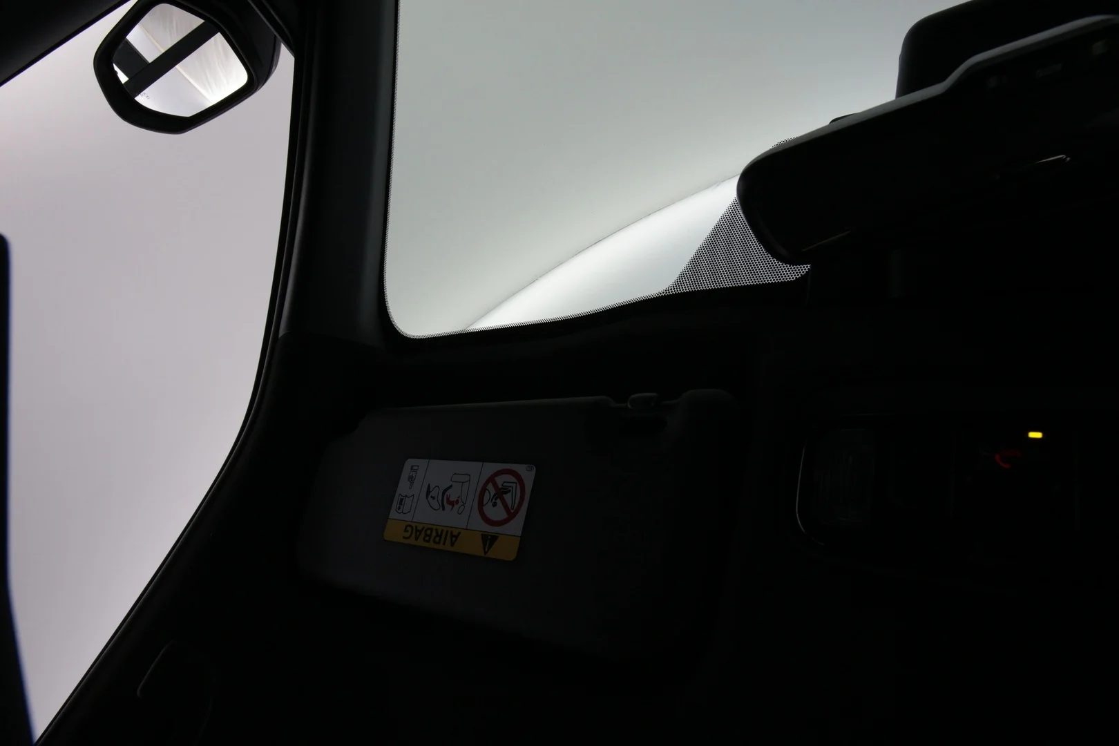 Car Image - 6NsrV7yIyeBMpQc68k6kxD