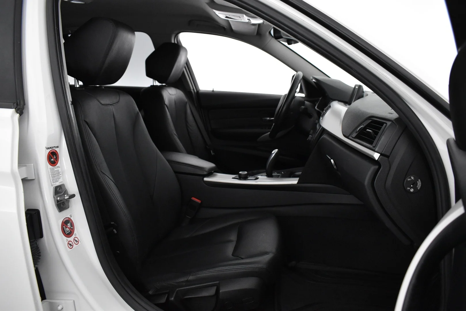 Car Image - 1kW7OdJ4gqA0YWvqhFmVN7