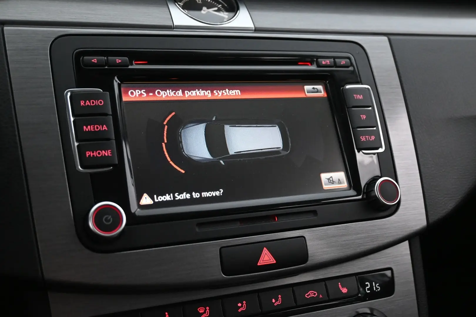 Car Image - QJYxnzYCuUiD9bzQGnQhi