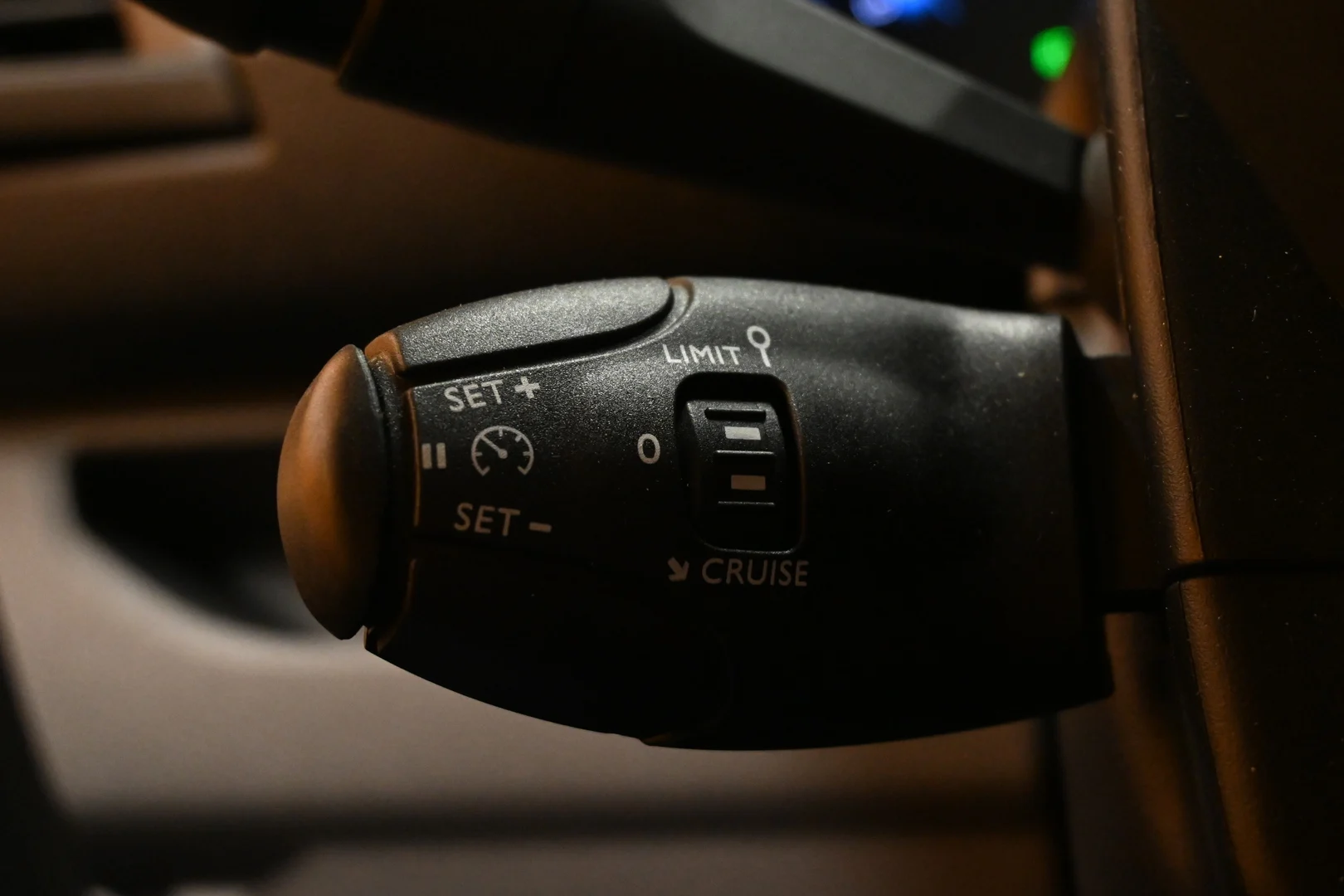 Car Image - 19Wr53ITileudhAt9HpIX6