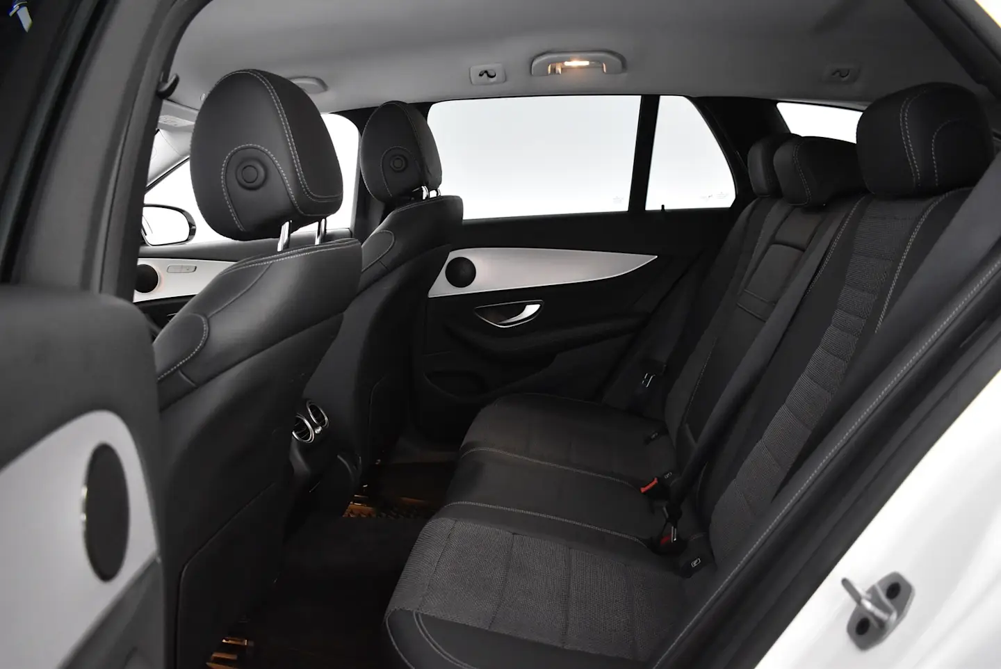 Car Image - iJMhamZOTvFu0K79sPJxm