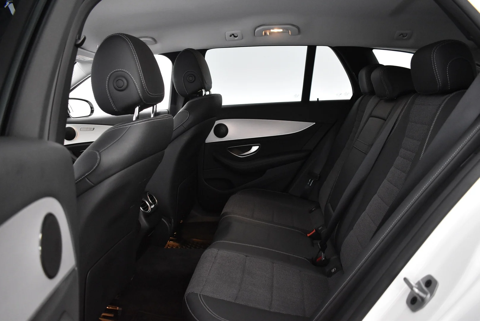 Car Image - iJMhamZOTvFu0K79sPJxm