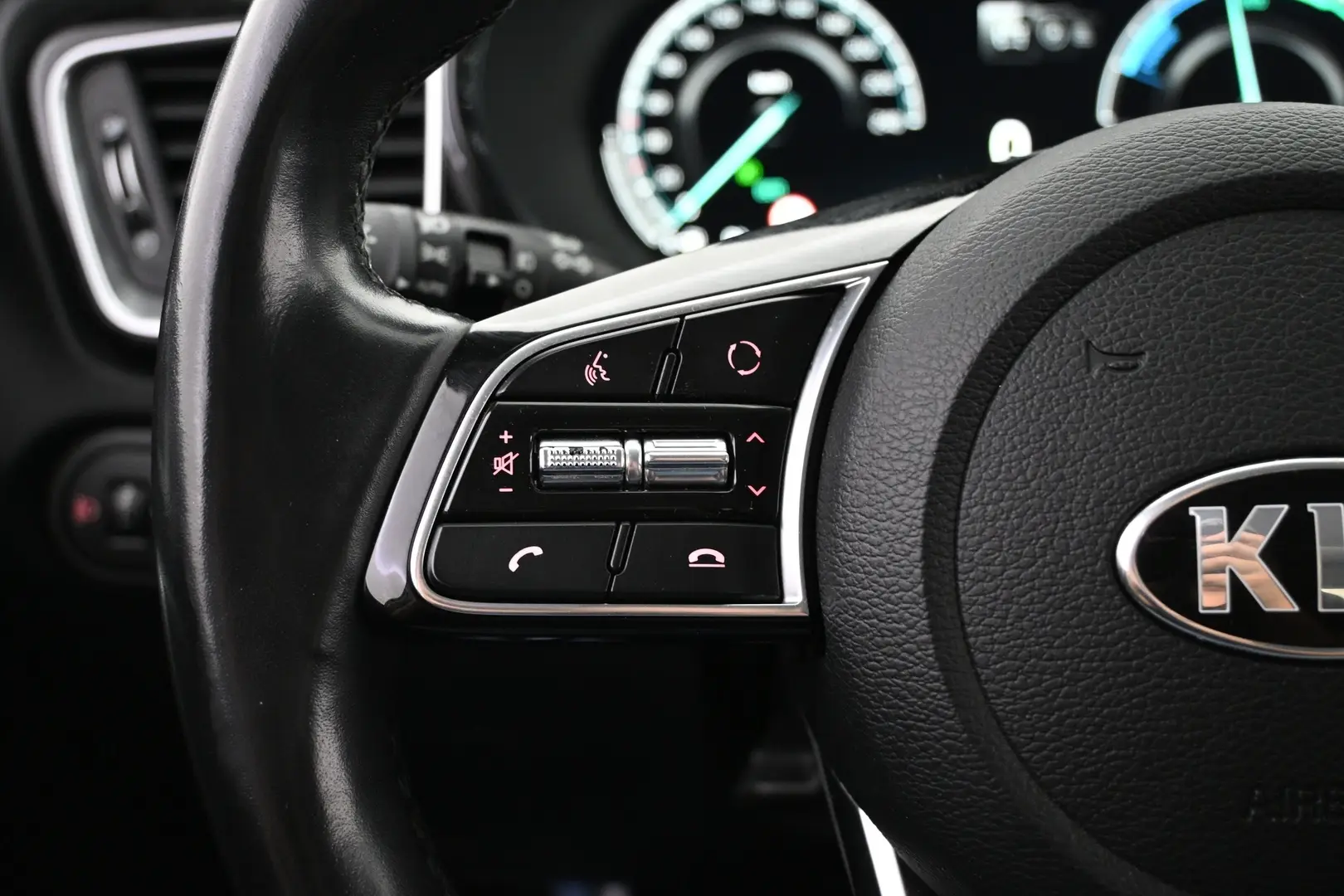 Car Image - 3LZ75KXE67KjWyX74ImFdJ