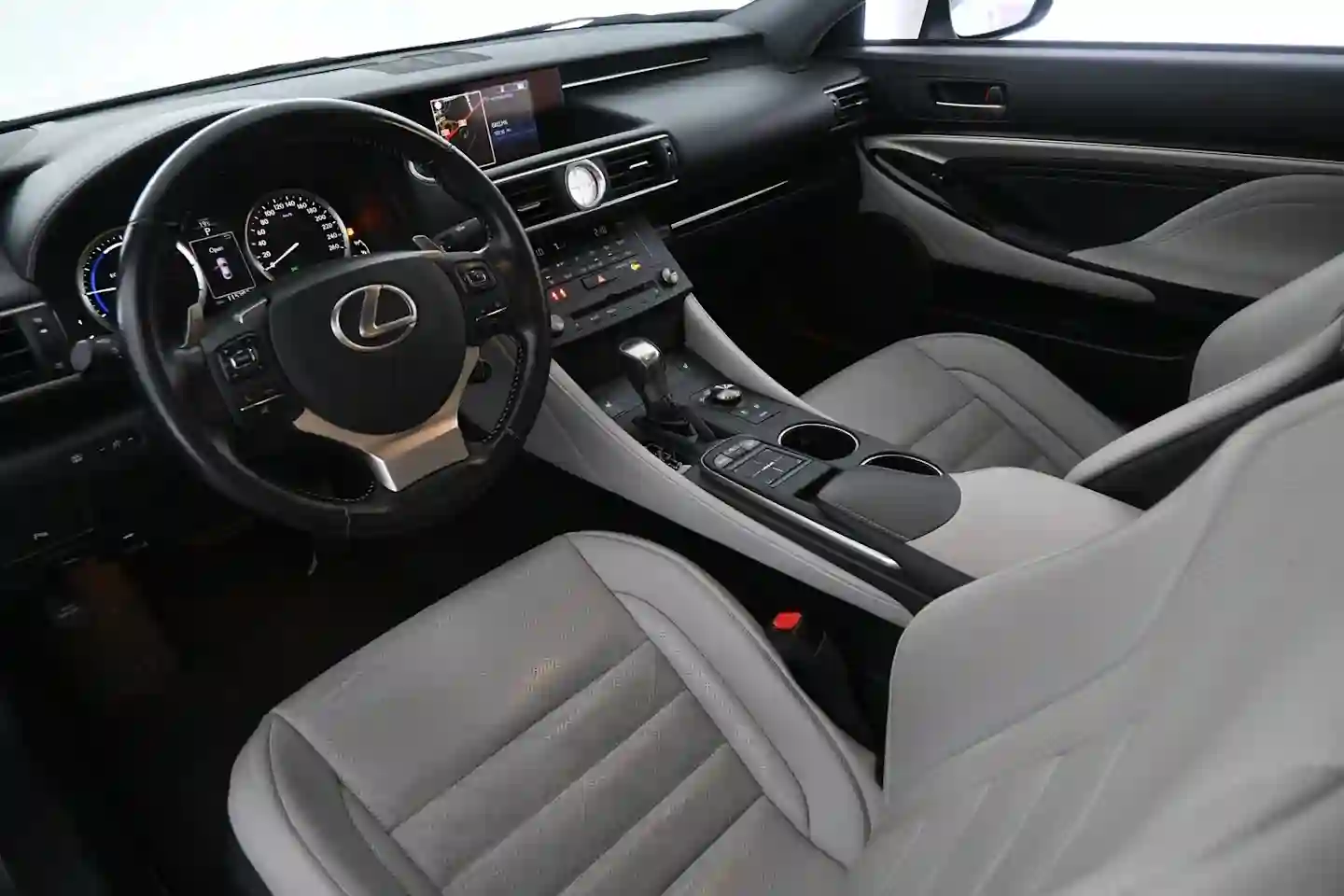 Car Image - 6kVA6FvrVDqAYJcdq6CEG1