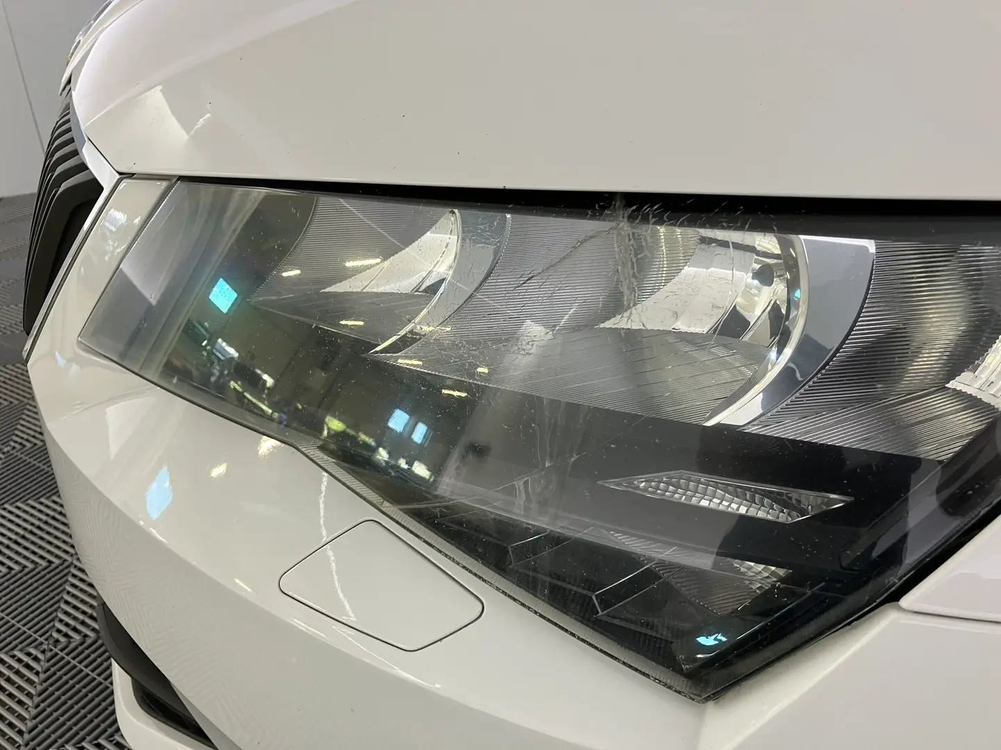 Car Image - 1GYt8zCfA90vLSVuf6sAfk