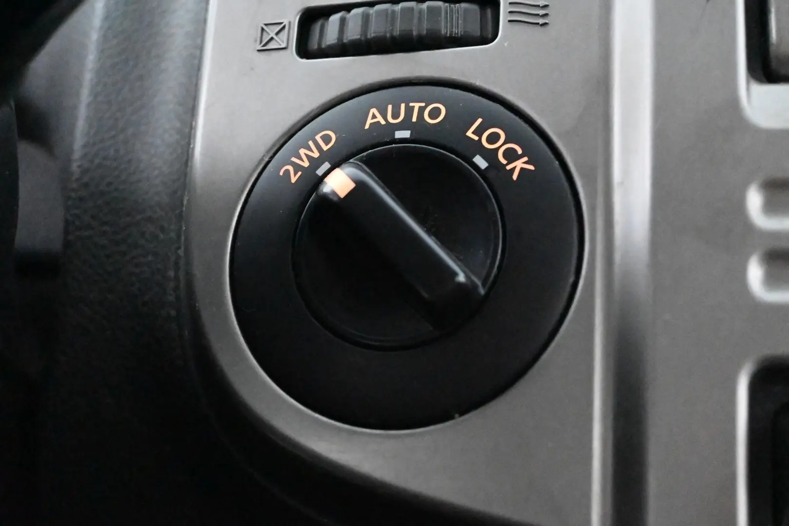 Car Image - 45JY8tqQpWcu3jvV06Rj65