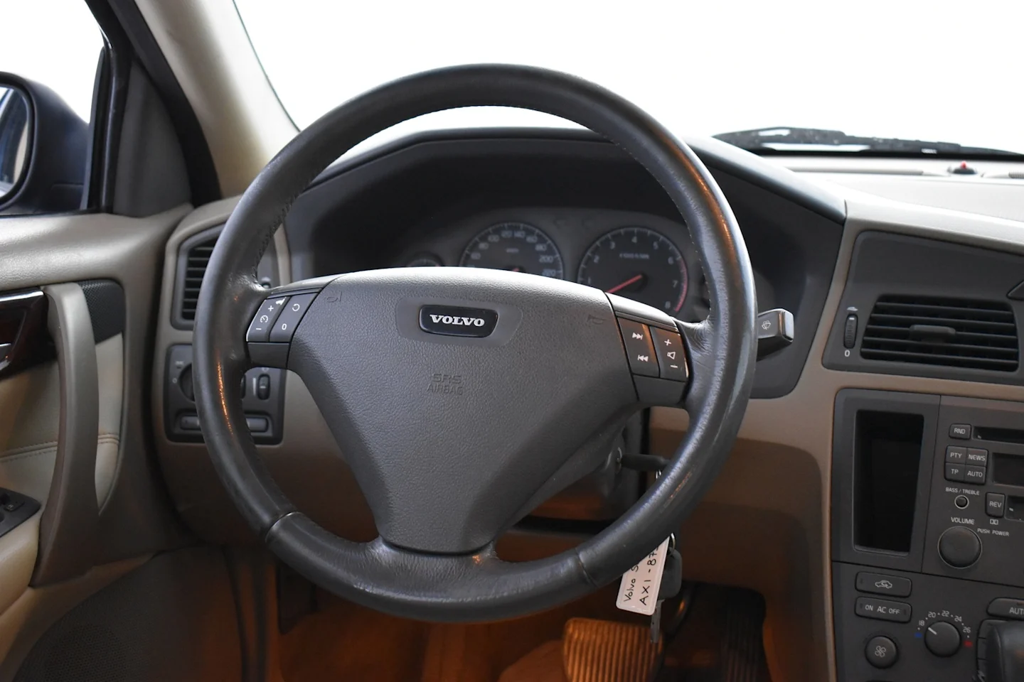 Car Image - 7ESmUPJPaPt8T2rz5rfqYp