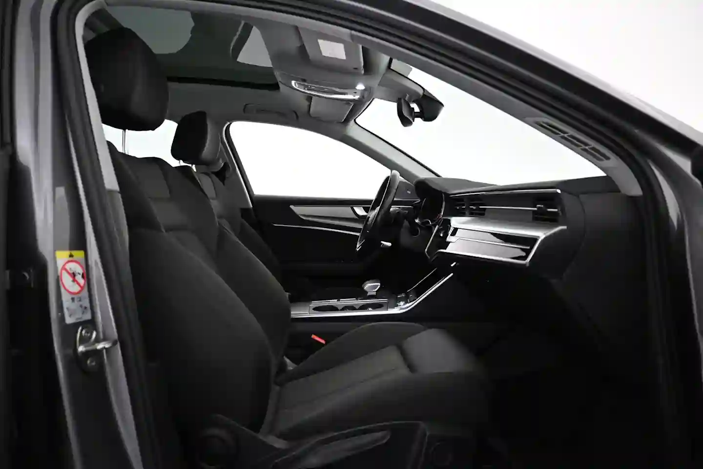 Car Image - 5k6ZUpbKTMxtzFBZfRBz2g