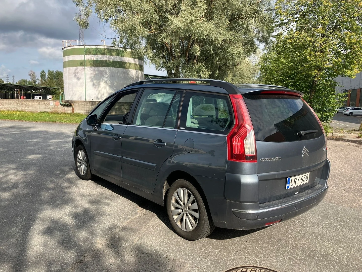 Car Image - lSNQSLqTq2X6zVCvmCD8M