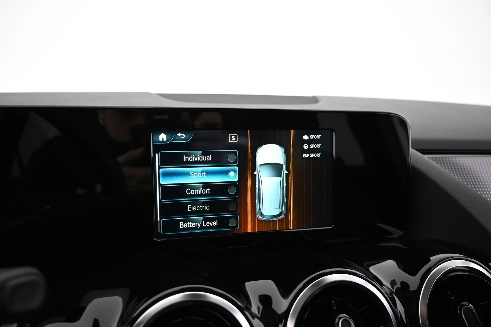 Car Image - 6mq4qFP1RsataBLCx0LzHX
