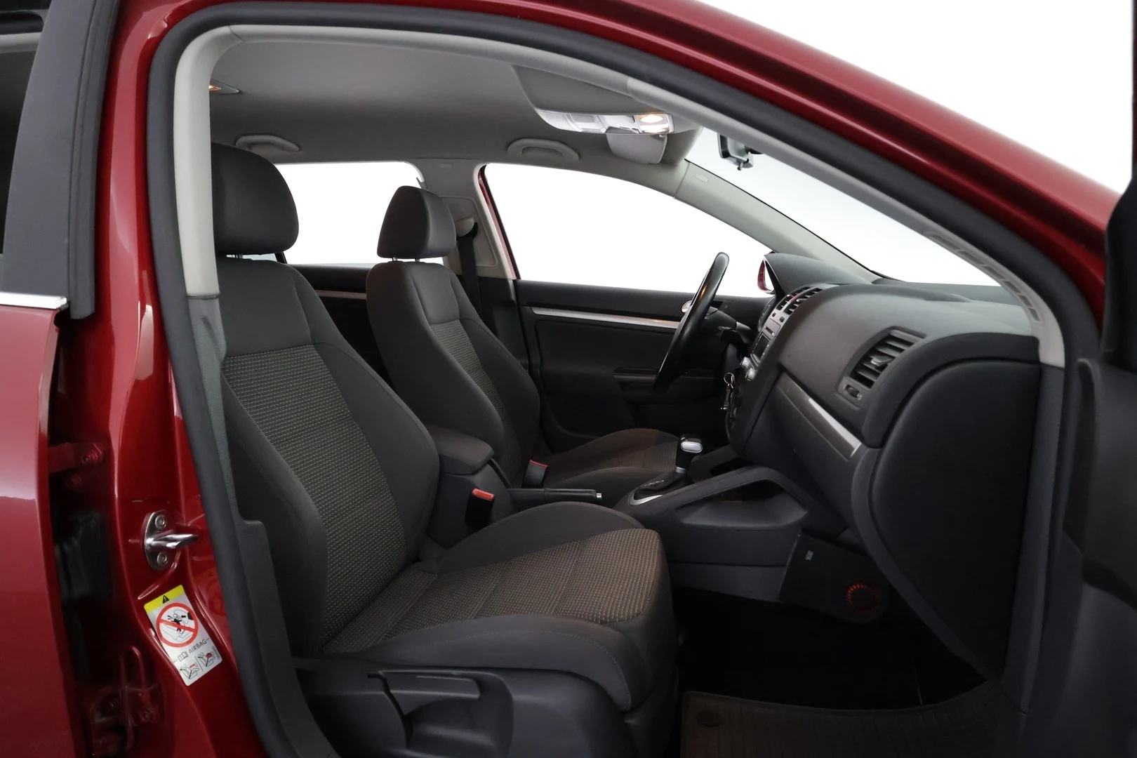 Car Image - 6mjSgF1RoVs2I5S1SaOB8C