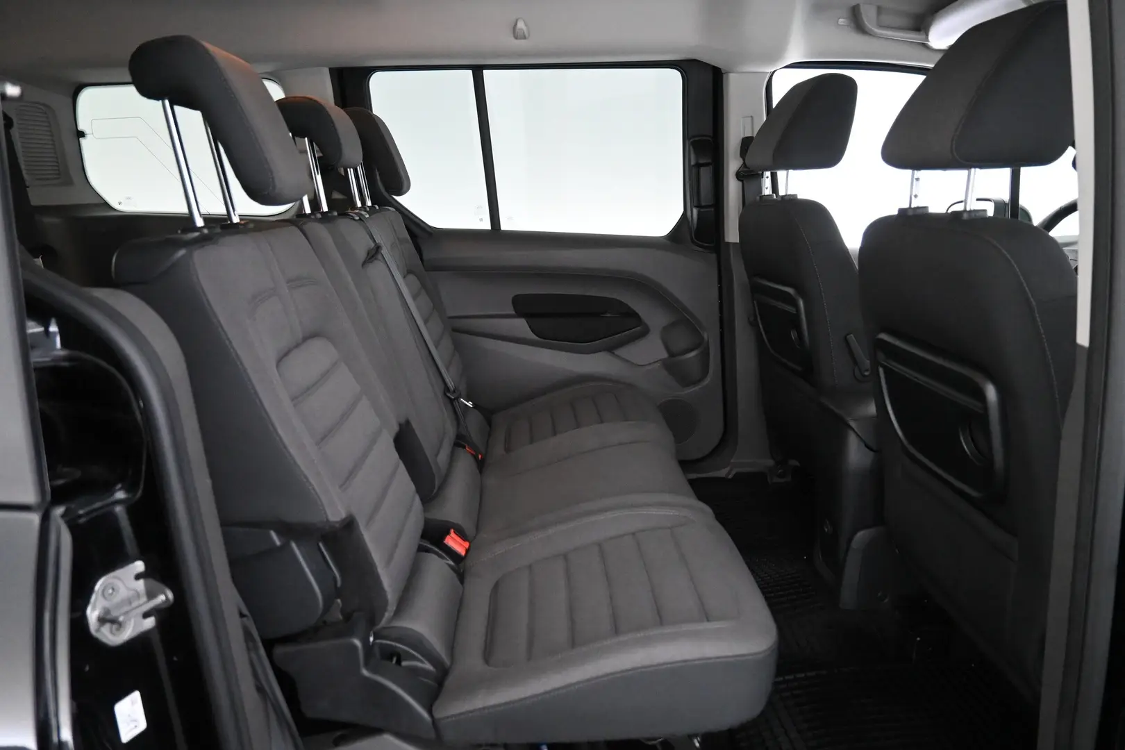 Car Image - 2J003JgOxcwxxtTTQqQmKE