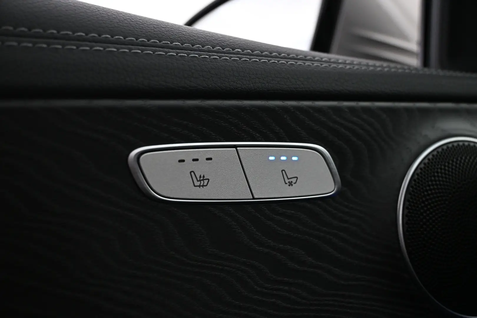 Car Image - 2CqXv6MEag7Aj2L95We0Ph