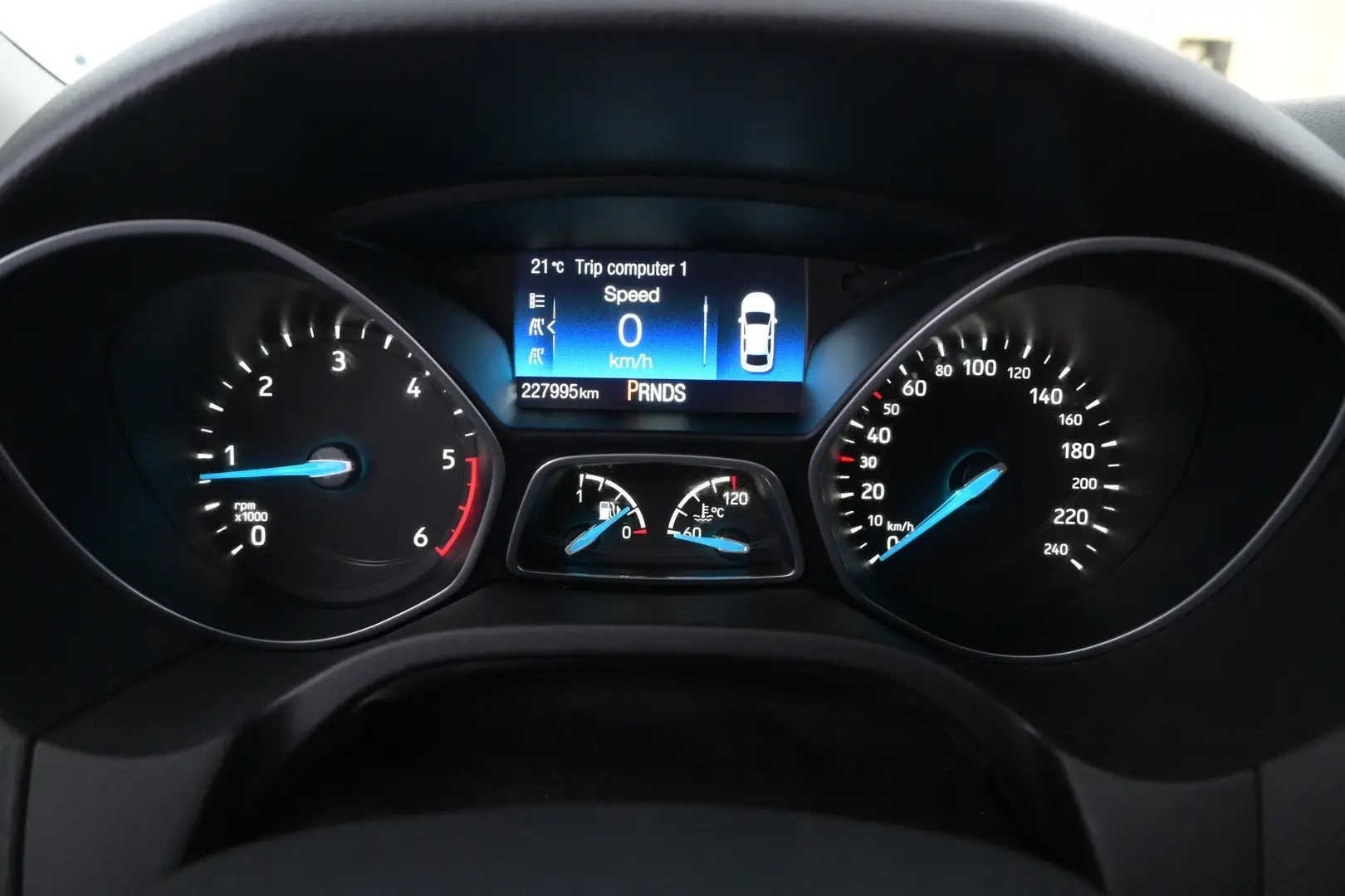 Car Image - 5YcxwP1U59q2AGC4eOsgLq