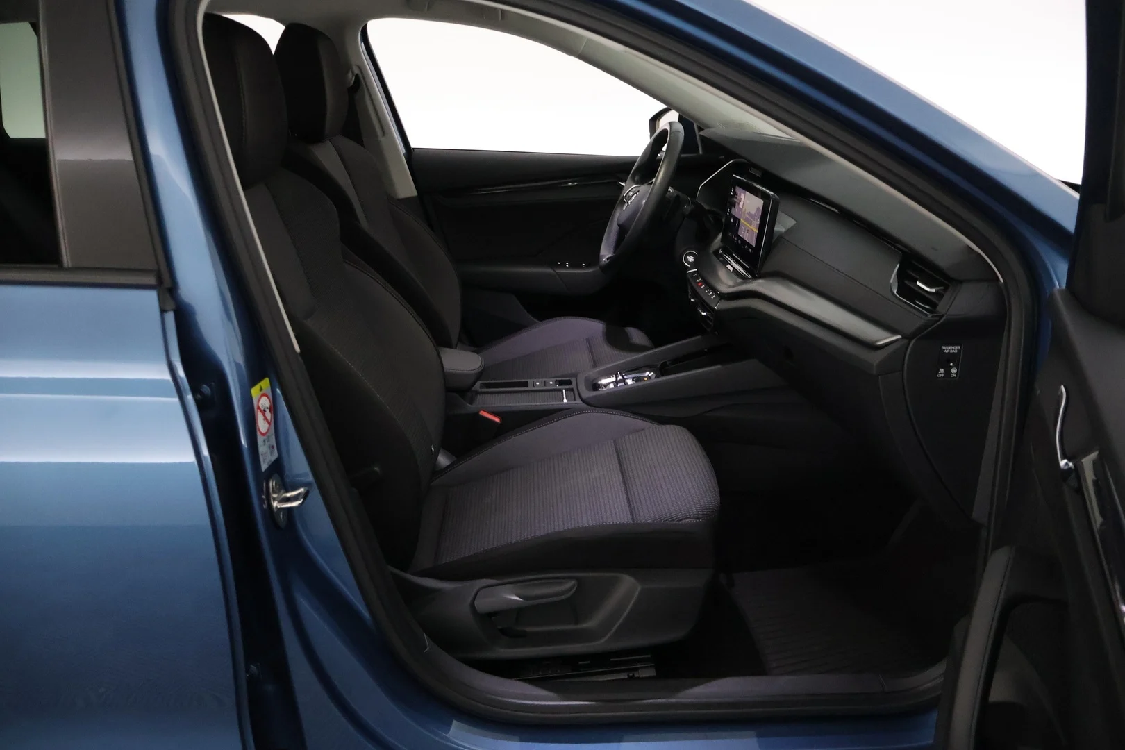 Car Image - 30xM8C4ARiXKRjb9mOaiQf