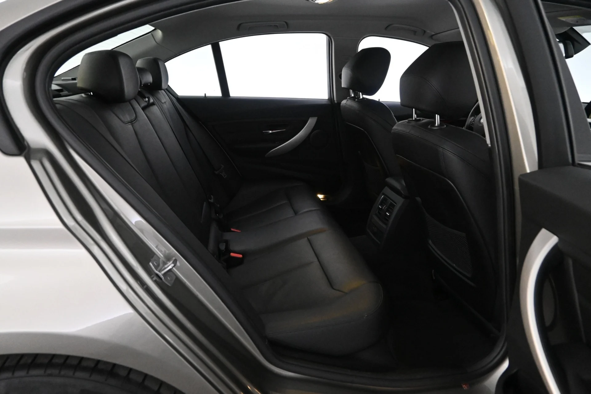 Car Image - 7HYnGV6fmJHoaXVclNq6Po