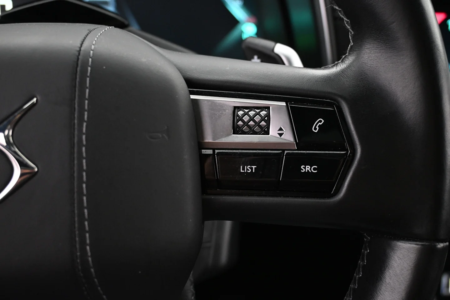 Car Image - 6RLyp1hh0cBLjpz1Xv8WRy