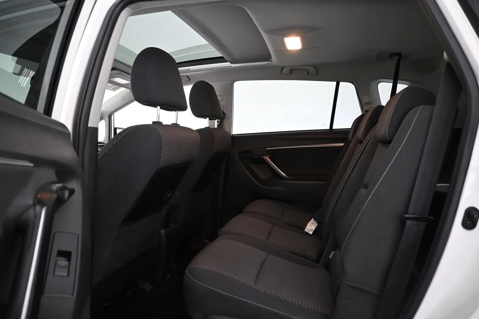 Car Image - 5Uzba2b60jzqvaQuls8FM4