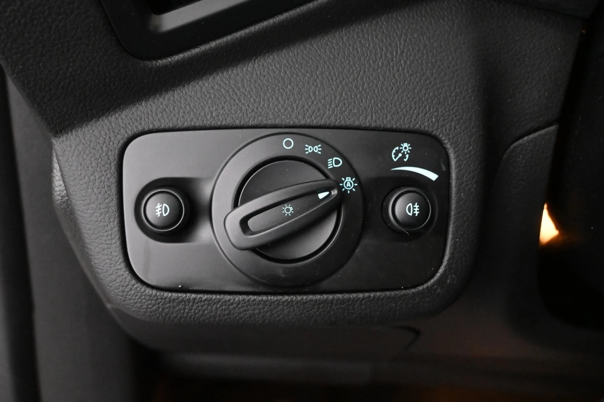 Car Image - 5GGY7UU7mmfUrB5y8uuz1z