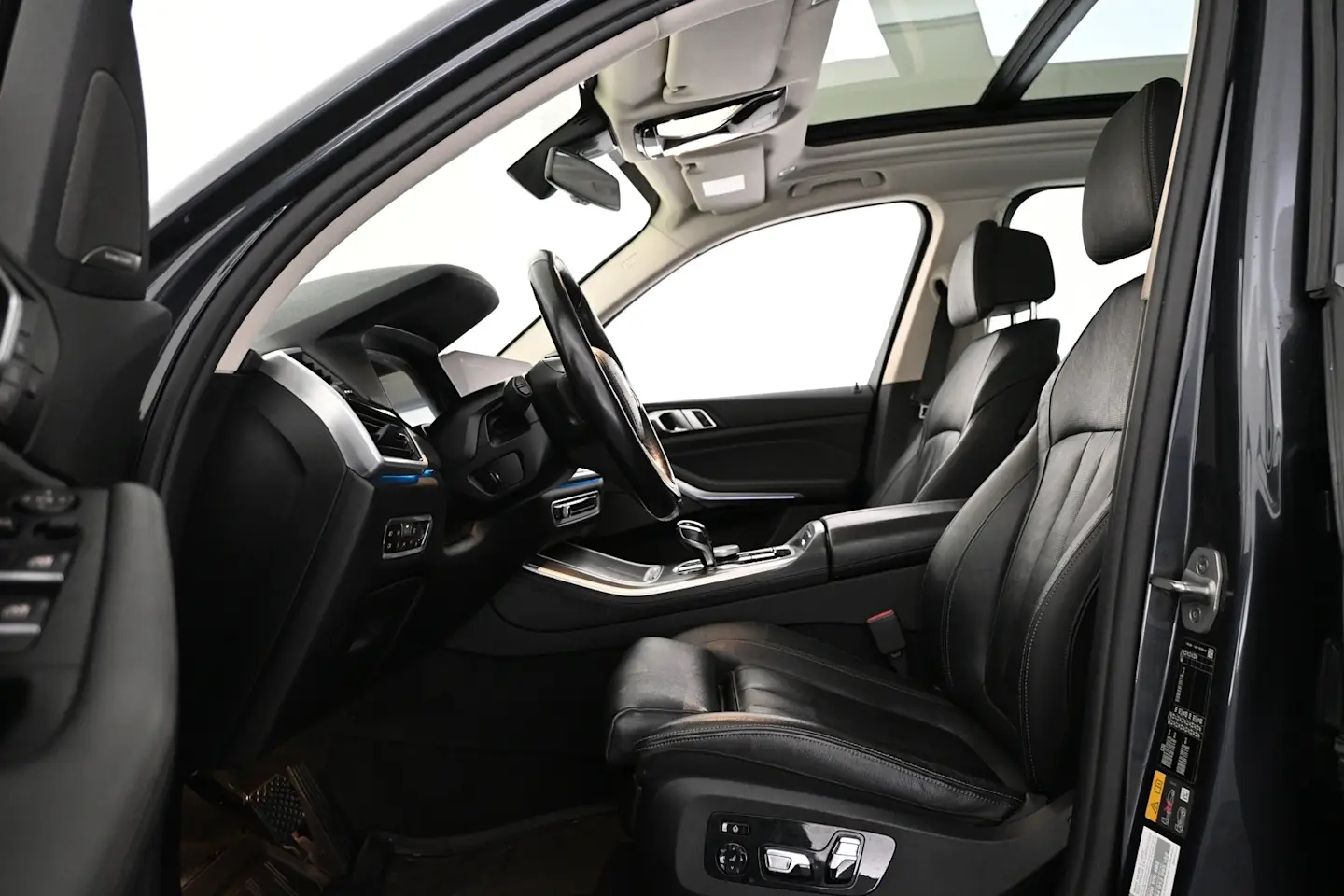 Car Image - 5eOsRwcHCYIqCphjiZEkcy