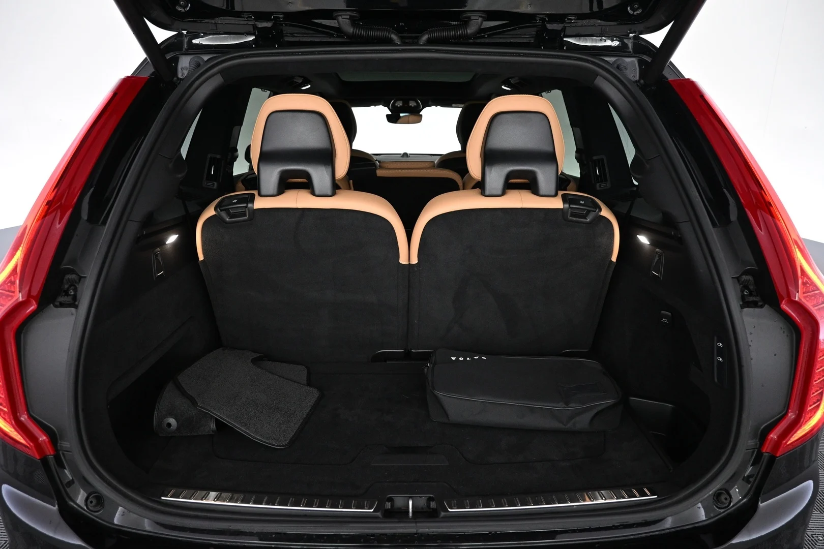 Car Image - 6NT6NjXSLxJ7WFQ6Bd8e6W