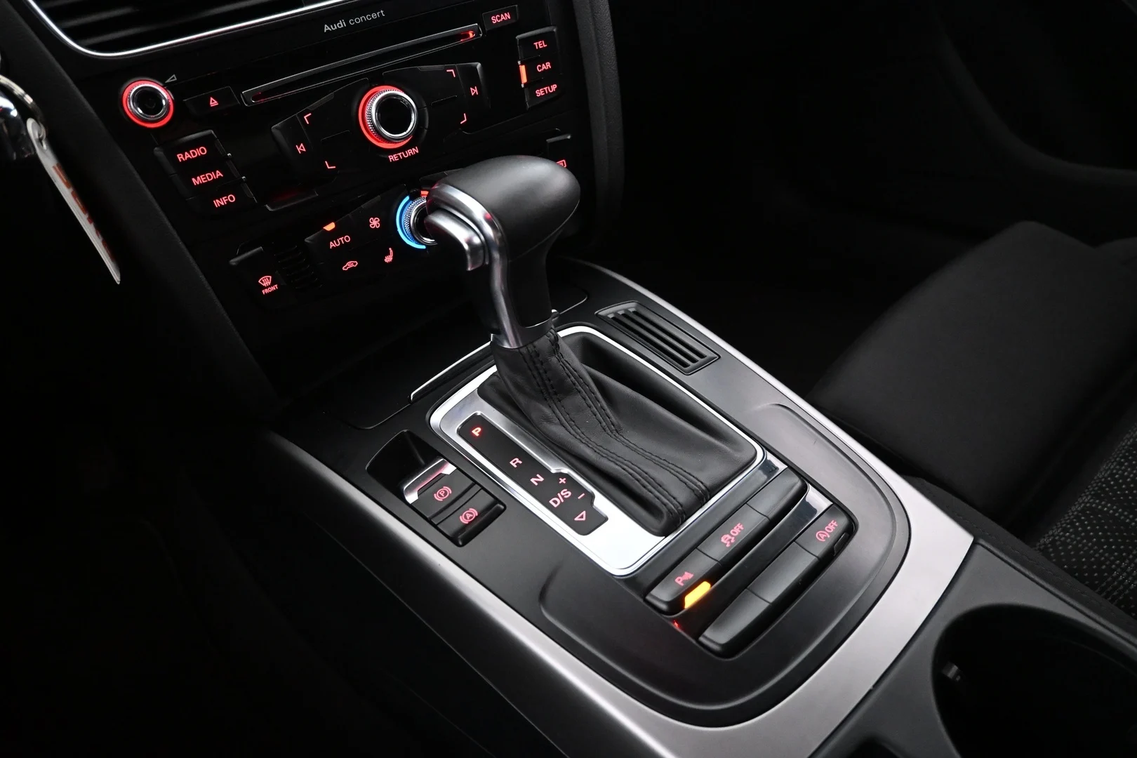 Car Image - 5AzrvnP3KYQC8KzkYdACuT