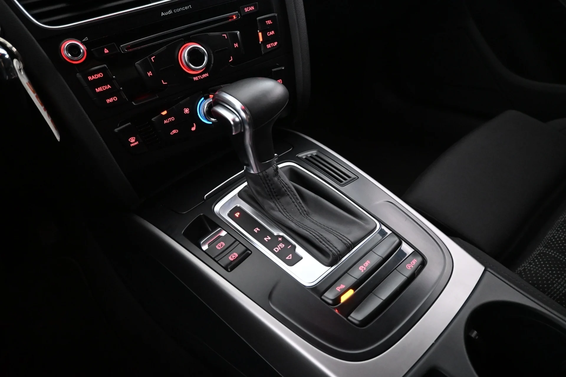 Car Image - 5AzrvnP3KYQC8KzkYdACuT