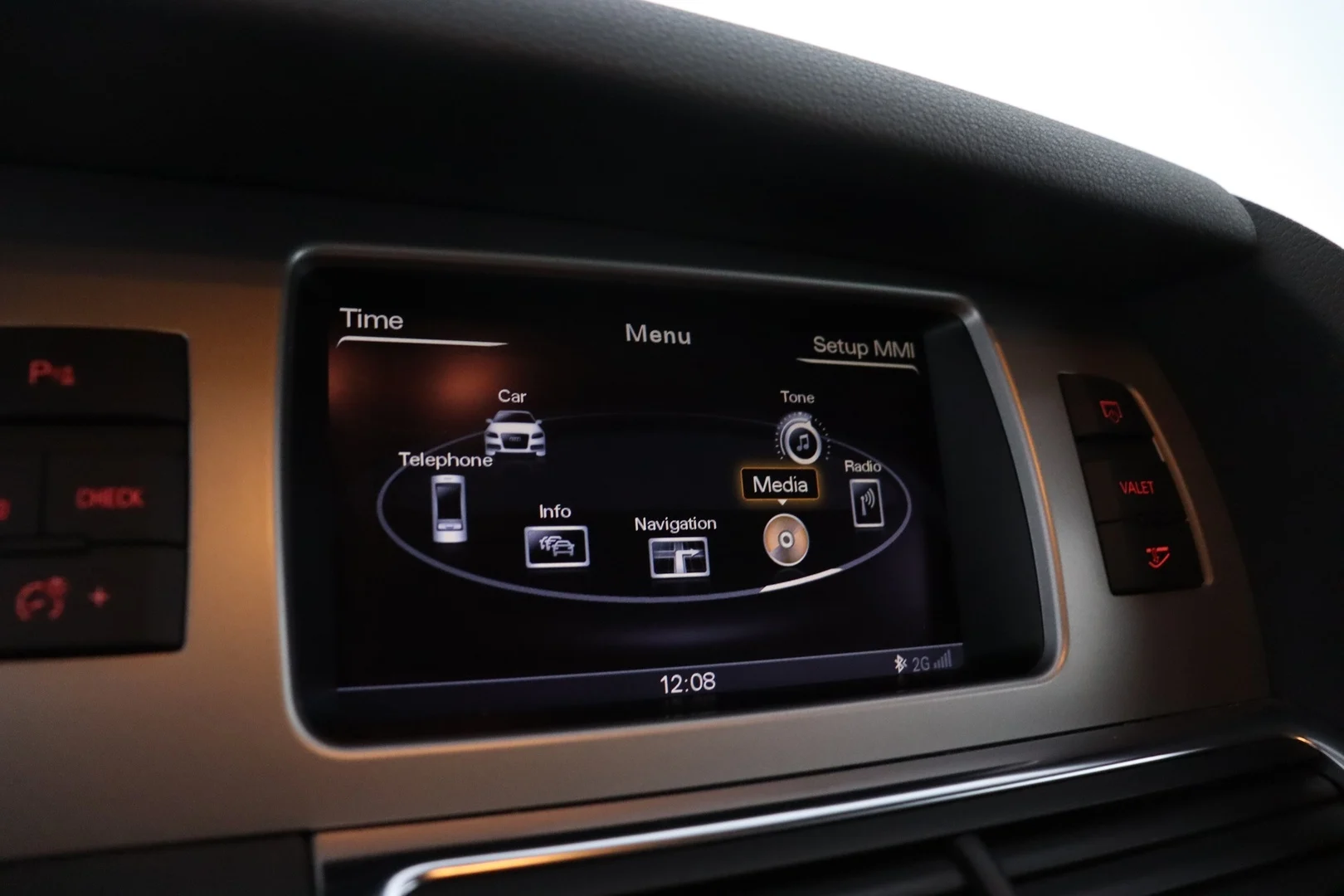 Car Image - 3Y08WY1eGKYyUMIyKKm2v8