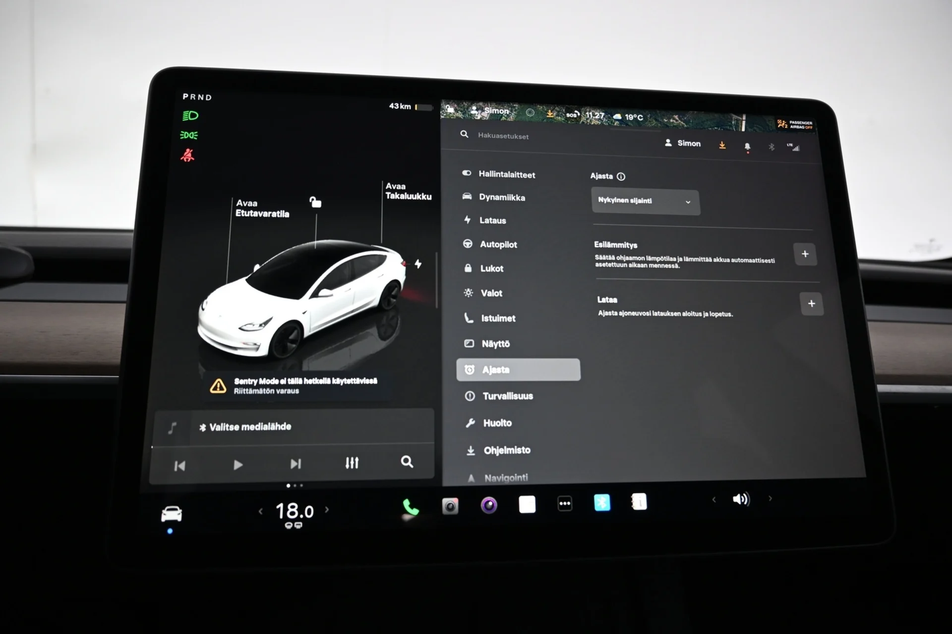 Car Image - 140MBpQPjLUu94iEeTkHE2