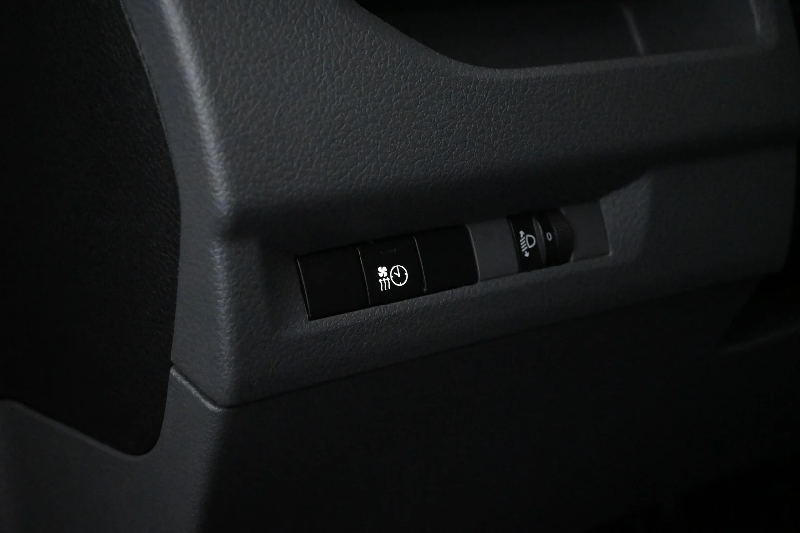 Car Image - 6OJpTKDaUrupm5xscSjuBv