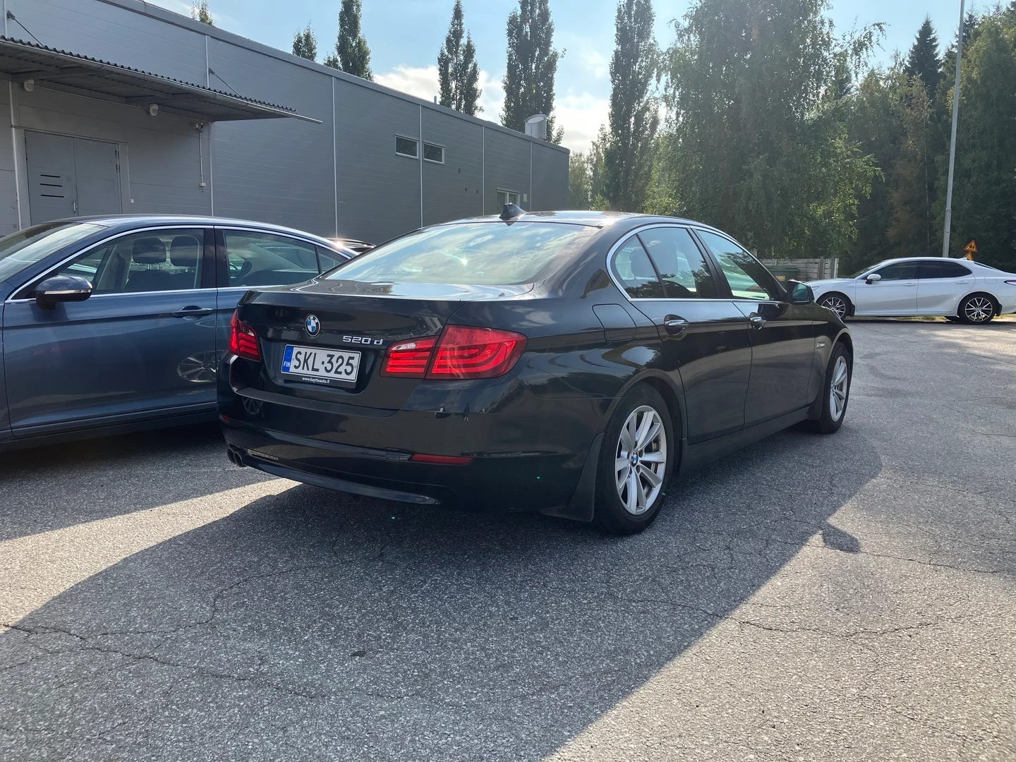 Car Image - 4xfXbMi7DcLac6sKL8f80L