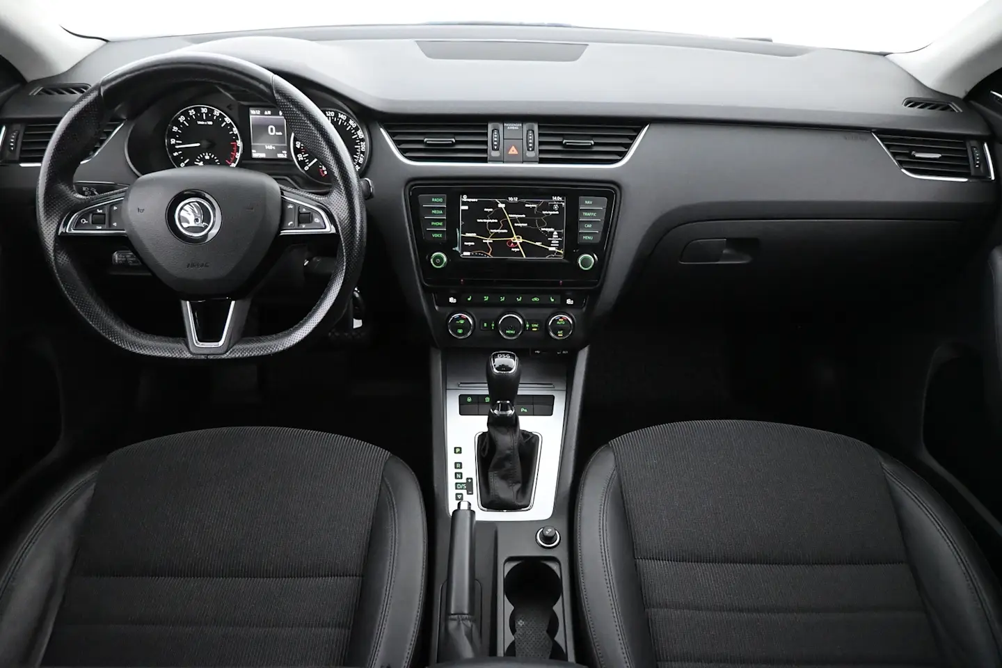 Car Image - 5zyawrS4bvTvW7N58z3ZXx