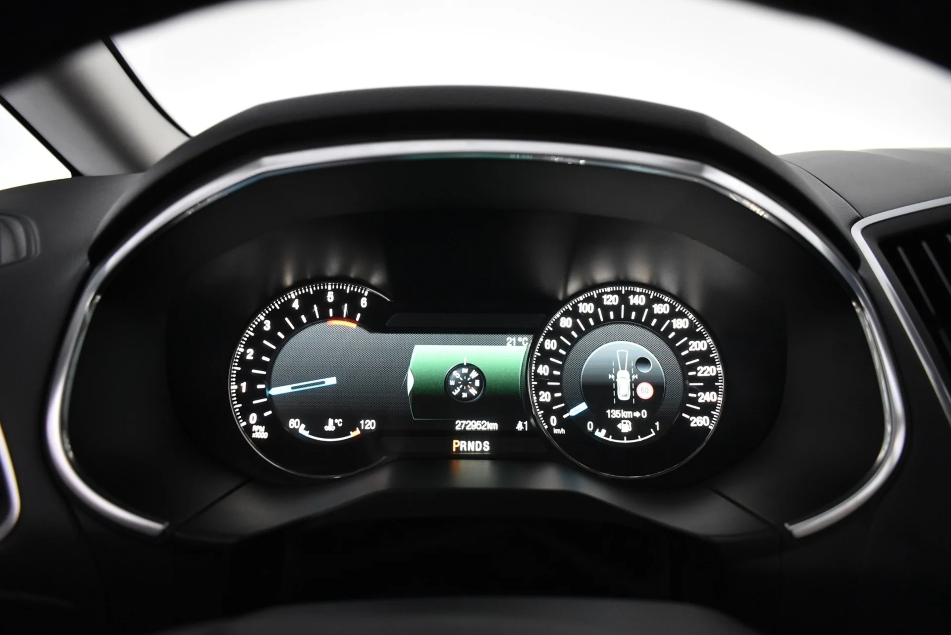 Car Image - 3mM3qLM4ar0ttZ15BgMBwk